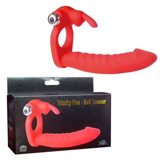 Trinity Fun- Evil Teaser, Strap-on anální dildo